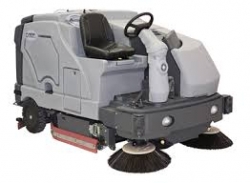 NILFISK 56108126 - SC8000 Large Ride On Scrubber/Dryer - LPG